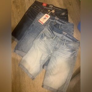 Levi's Modern Skinny Denim Shorts - Dark Blue